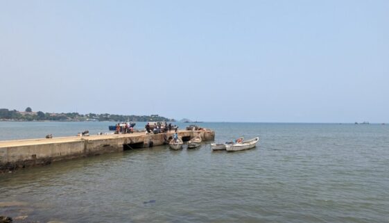 Der kleine Hafen von Sao Tome Stadt
